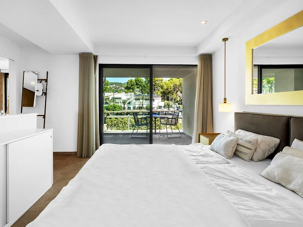 Modern sea view apartment with large terraces in exclusive residential complex-9