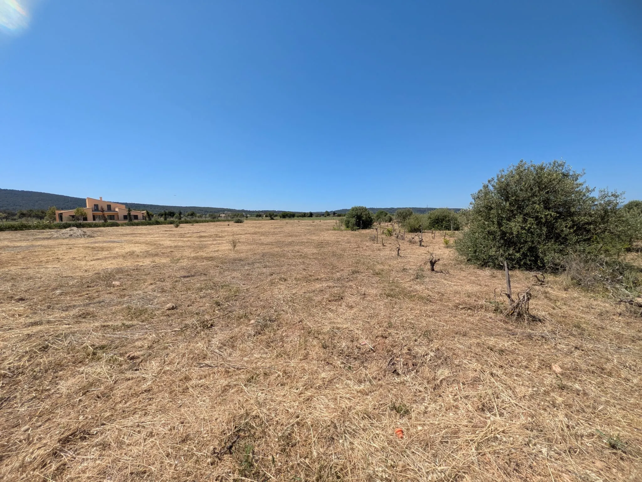 Parcela de terreny amb llicència d'urbanisme i permís d'obres a Santa Maria del Camí-2