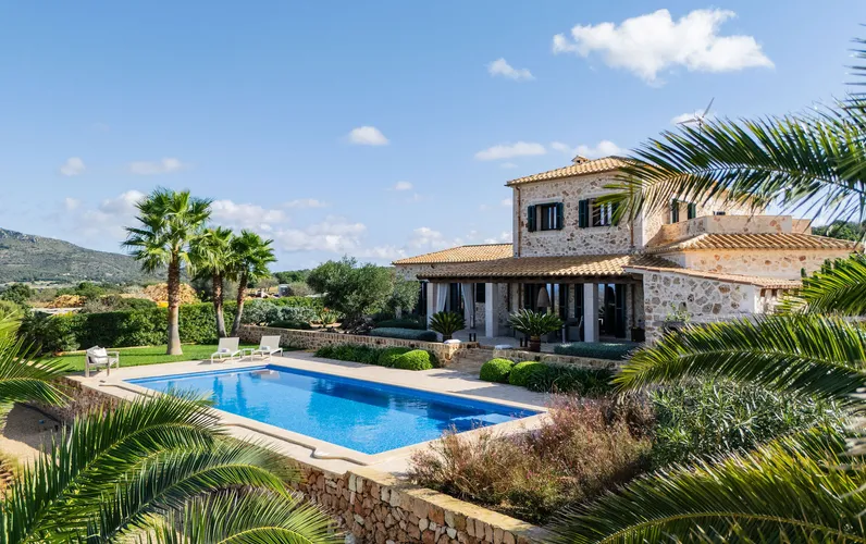 Magnifique finca de luxe autarcique avec couchers de soleil à l'horizon de la mer