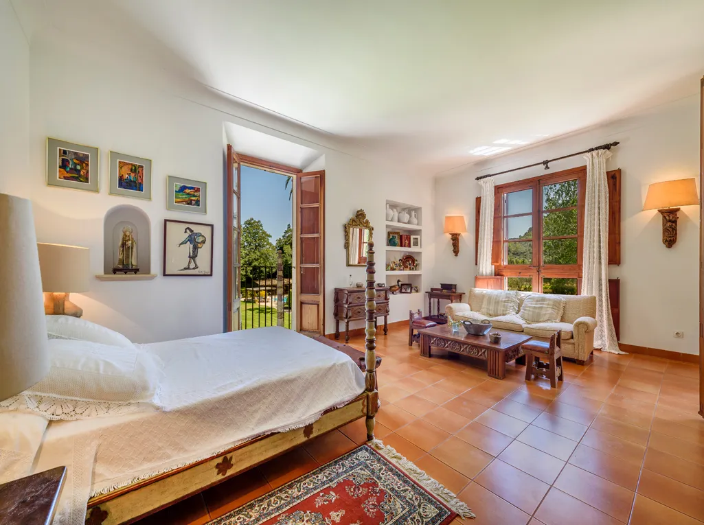 A grand 'finca' in Pollensa-14