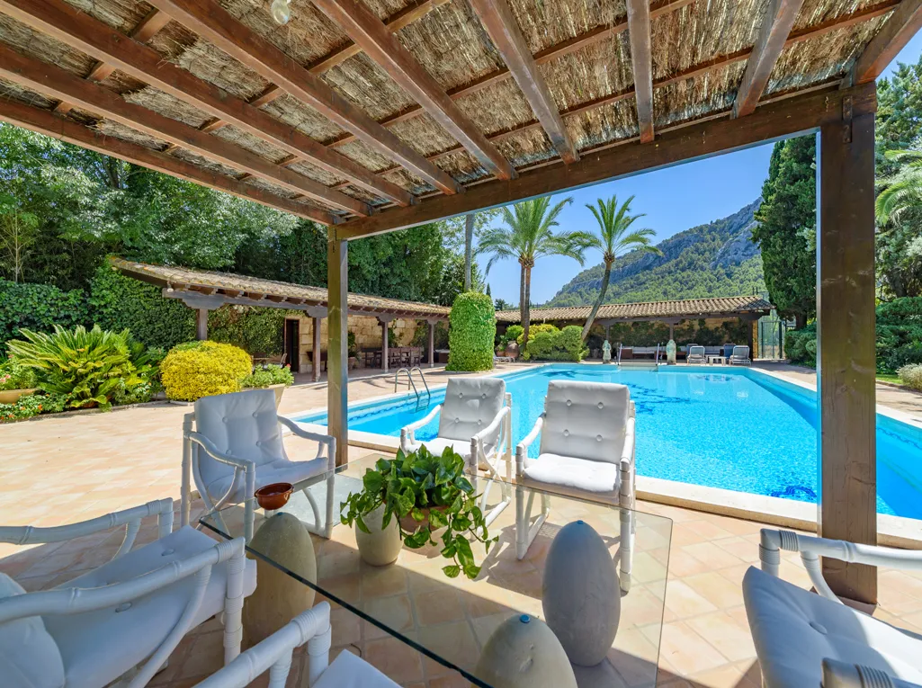 En storslået 'finca' i Pollensa-12