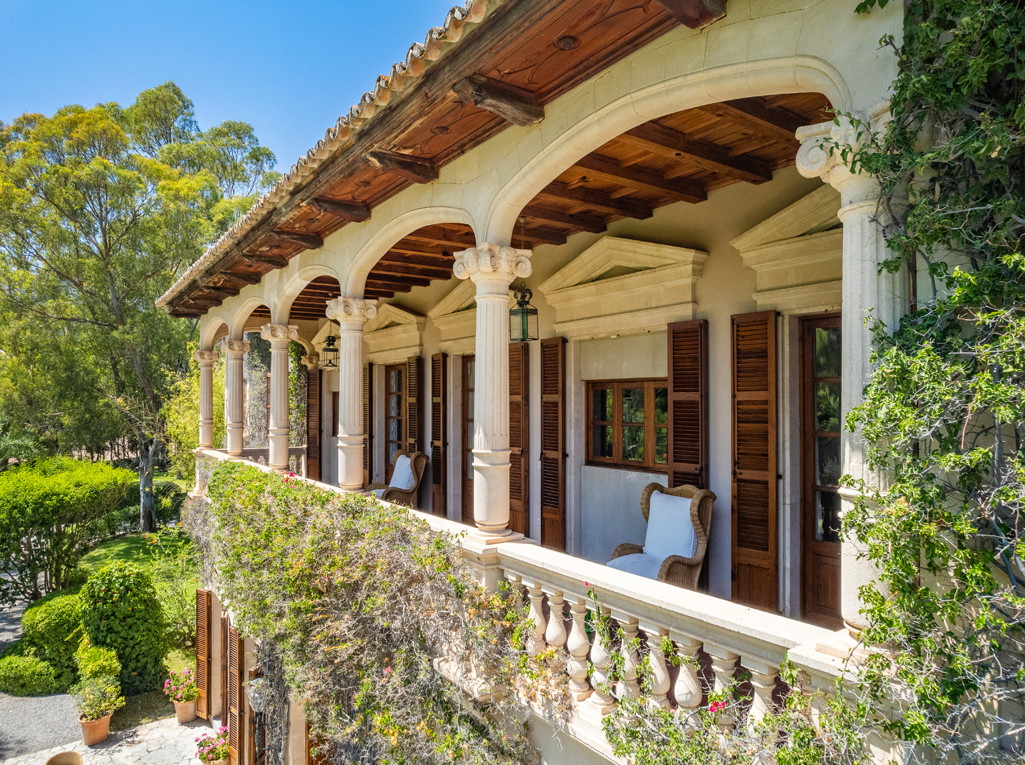 A grand 'finca' in Pollensa-9