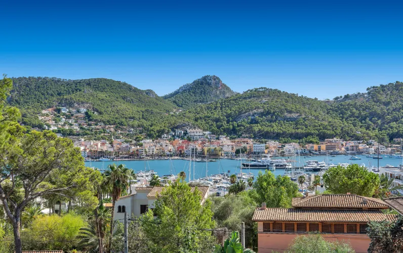 Casa luminosa e moderna vicino allo yacht club