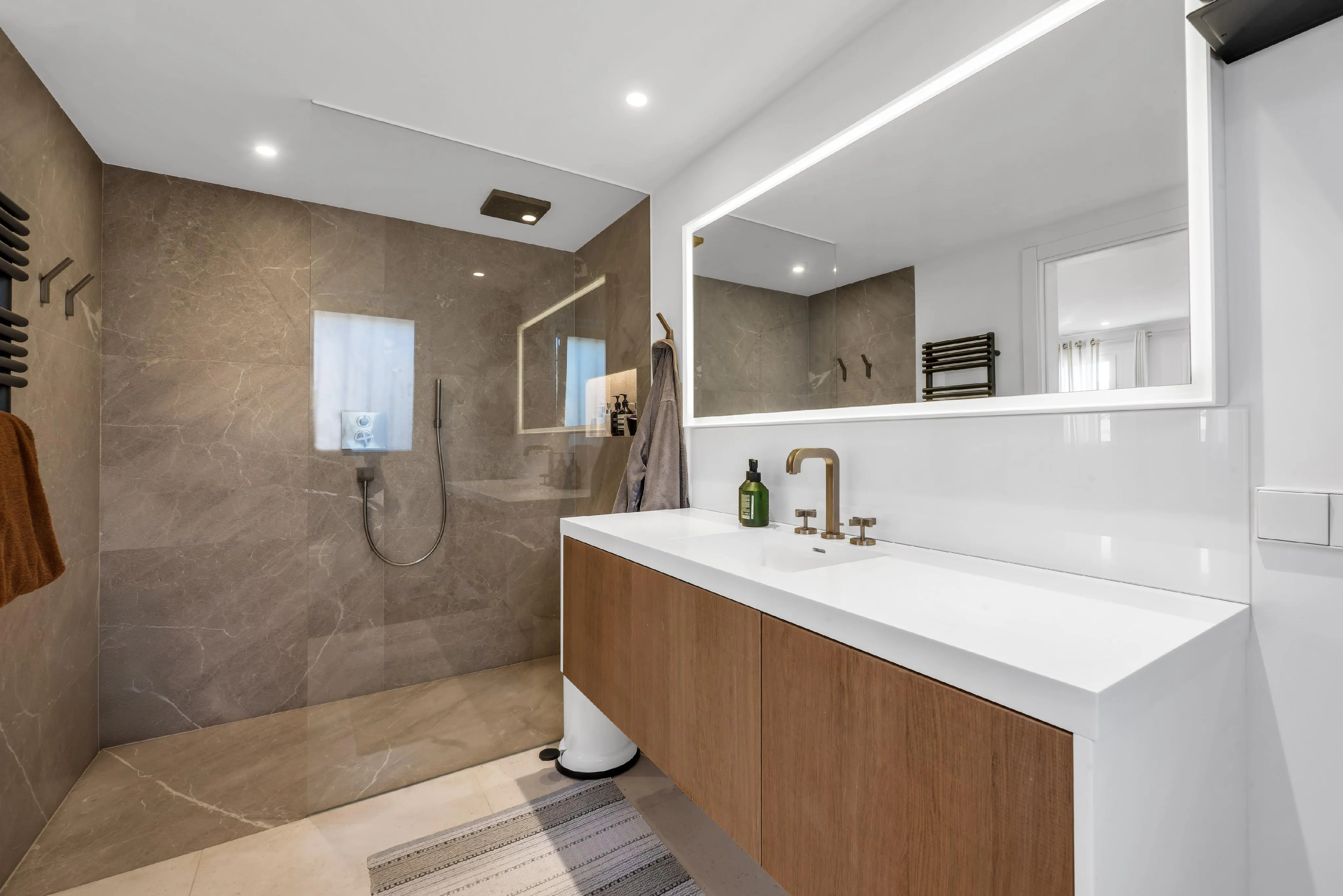 Moderna i lluminosa casa prop del Club Nàutic-16