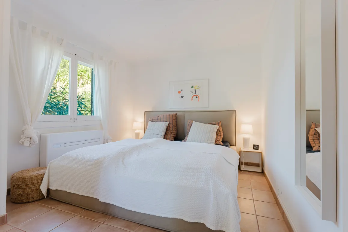 Chalet modernizado con jardín y piscina de agua salada en Betlem-11