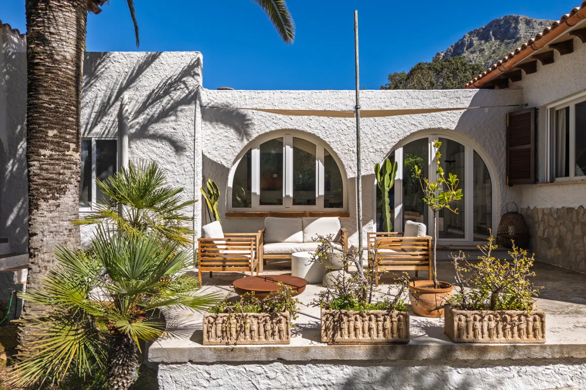 Chalet modernizado con jardín y piscina de agua salada en Betlem-2