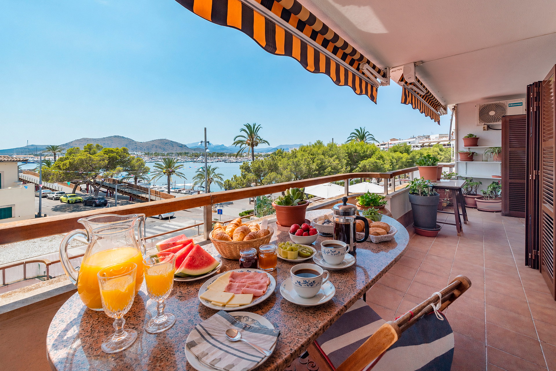 Elegant apartment on the seafront promenade of Alcúdia-4