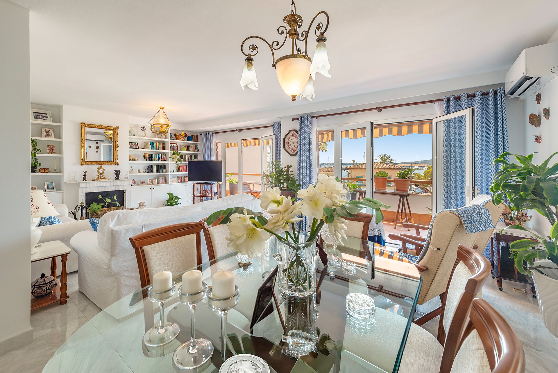 Elegant apartment on the seafront promenade of Alcúdia-8