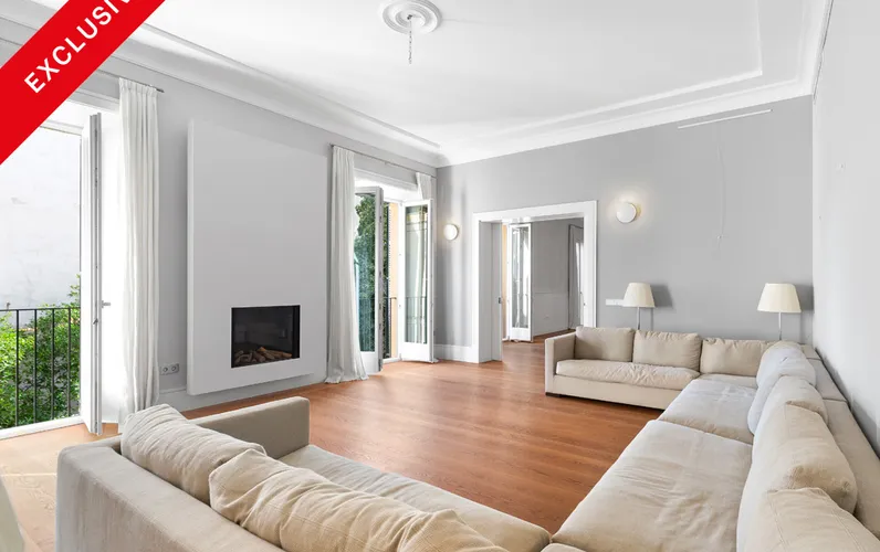 Imponujące designerskie piętro z windą i parkingiem w szlachetnym San Jaume