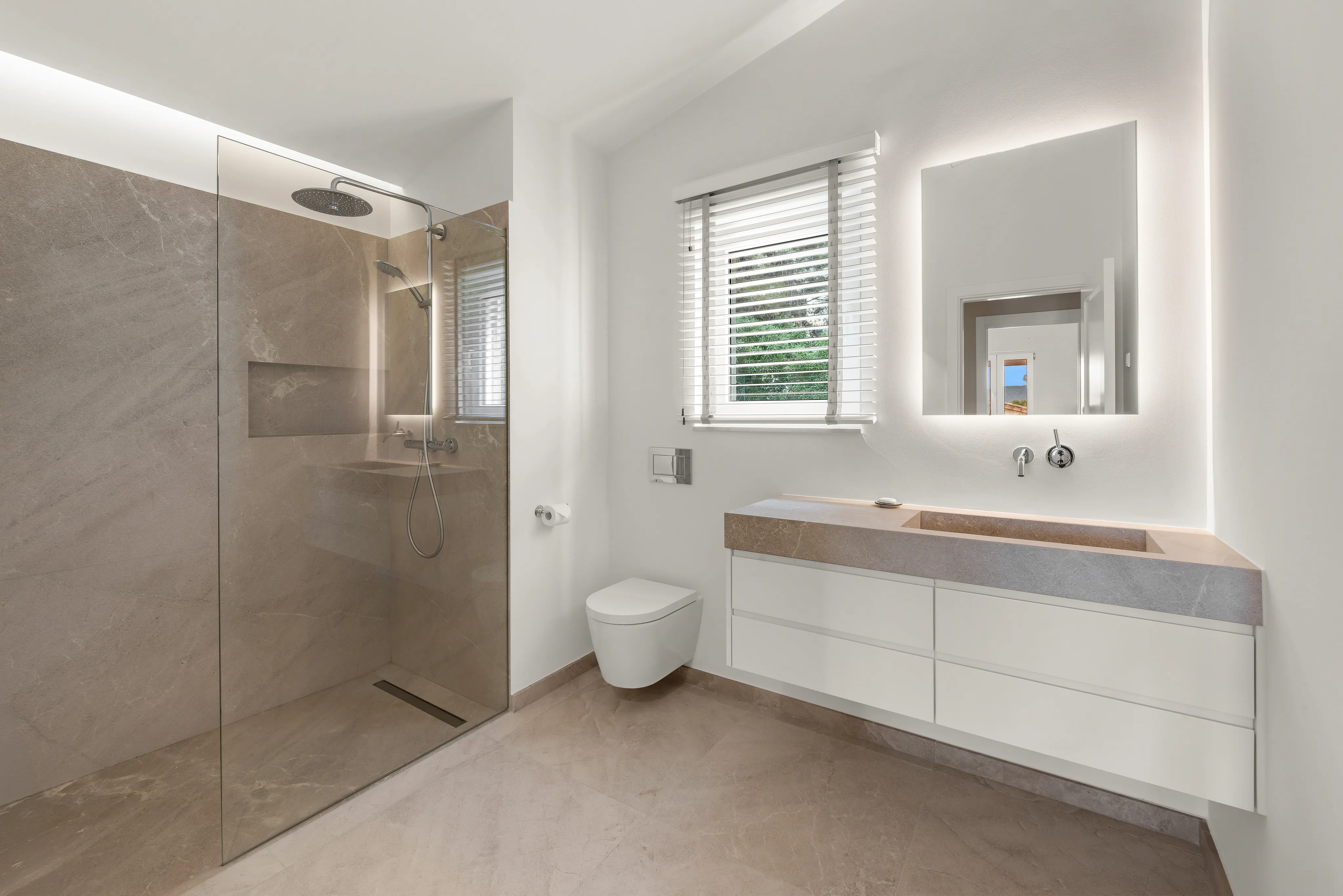 Villa située à quelques pas du port-14