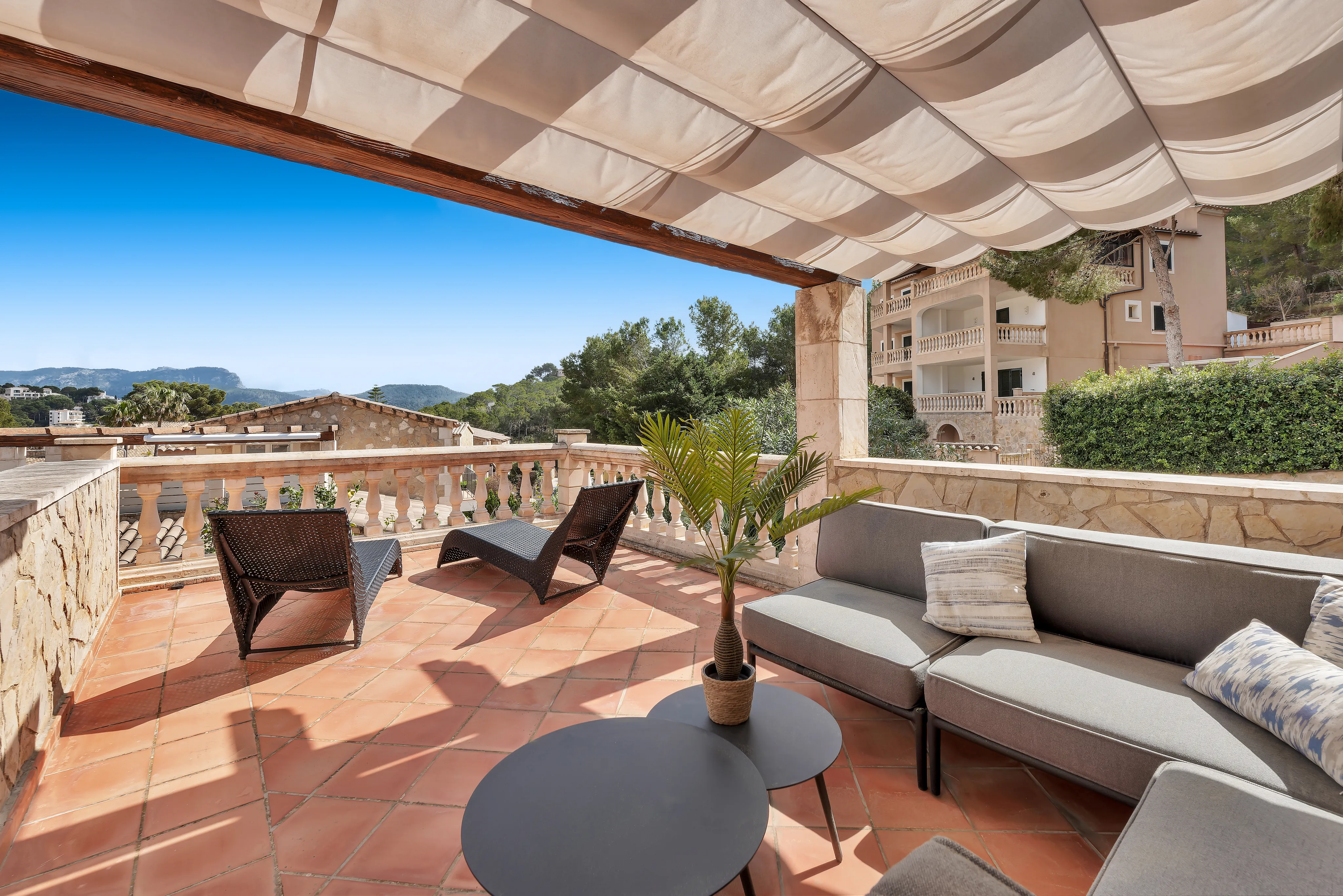 Villa située à quelques pas du port-2