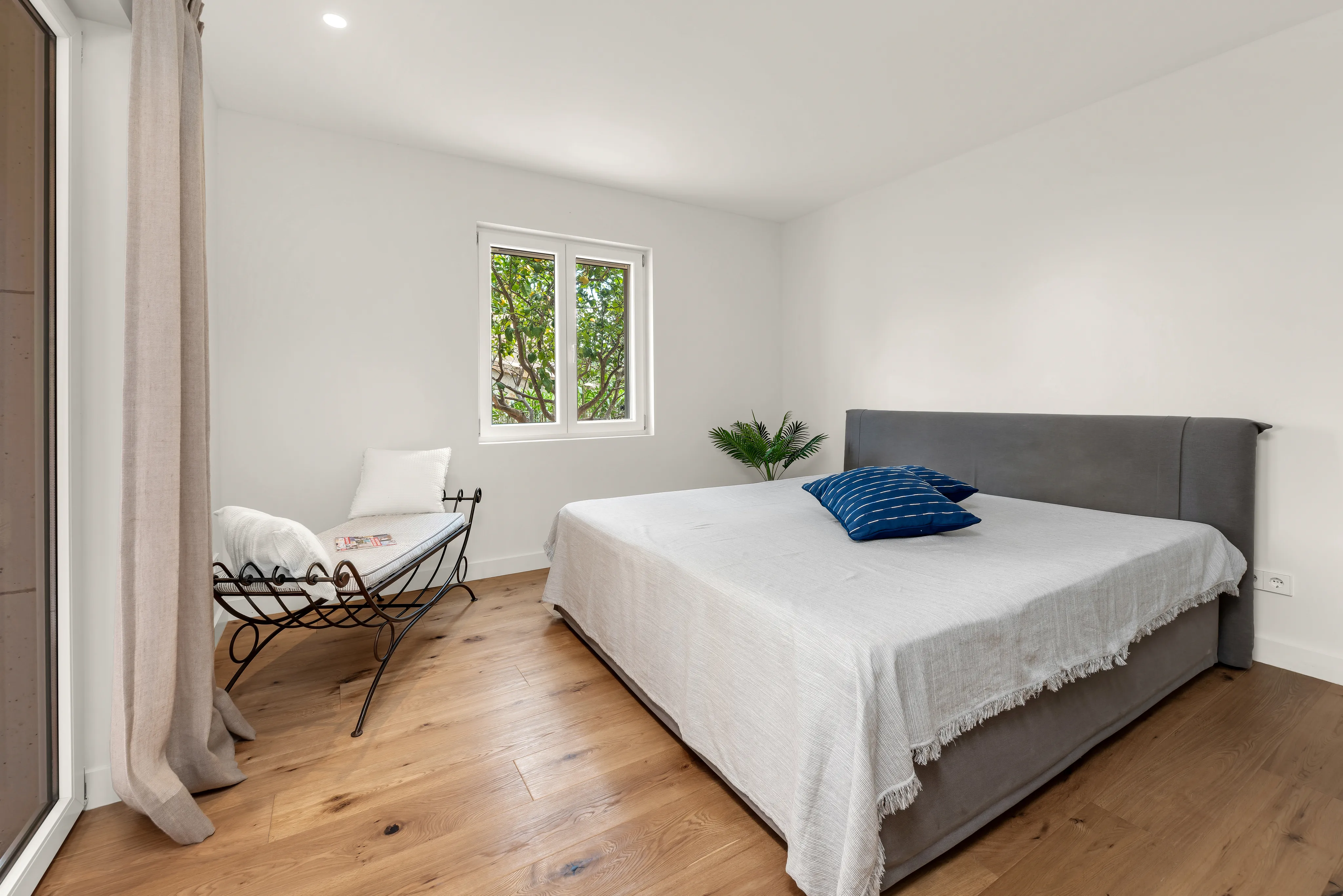 Villa située à quelques pas du port-16