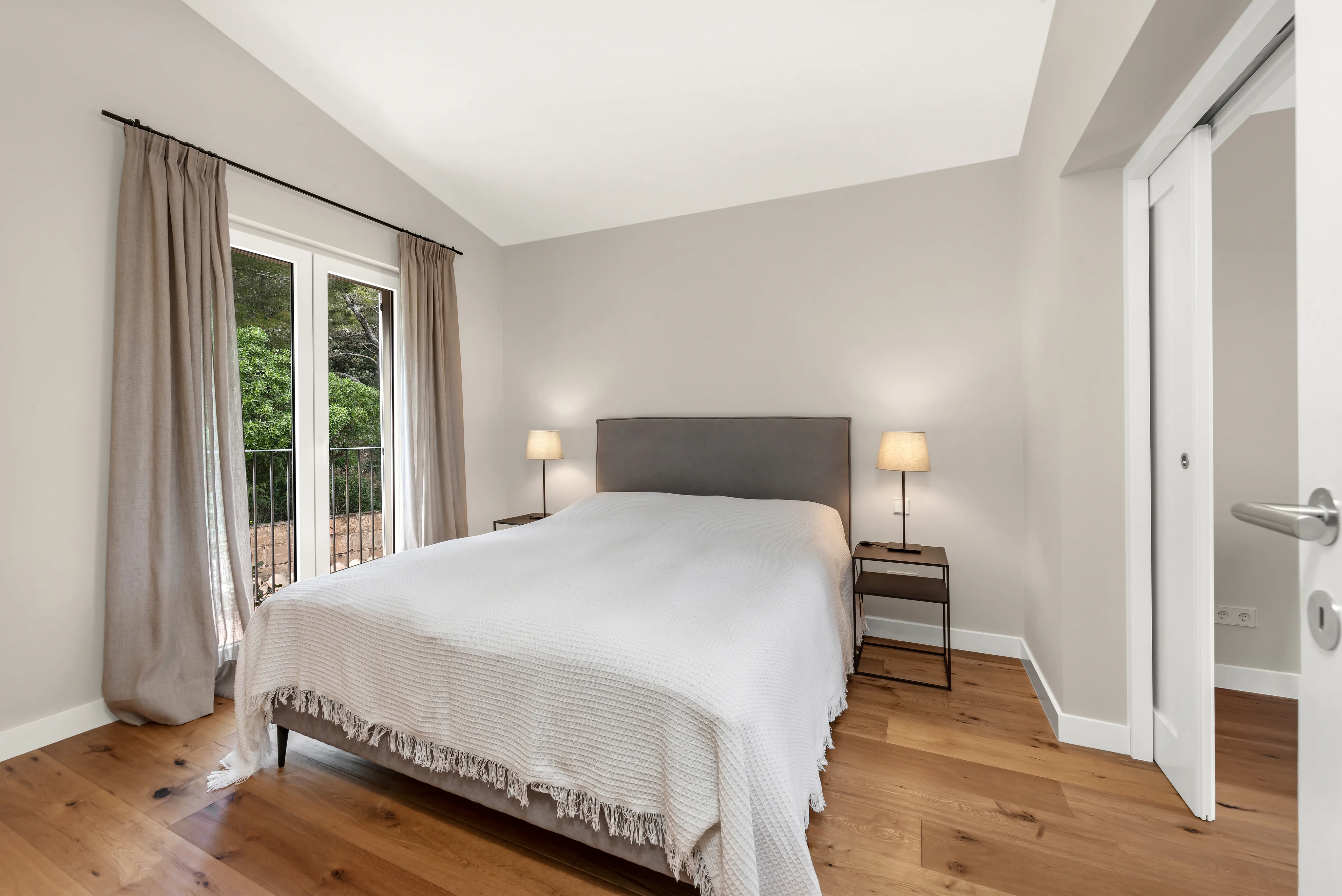 Villa située à quelques pas du port-18