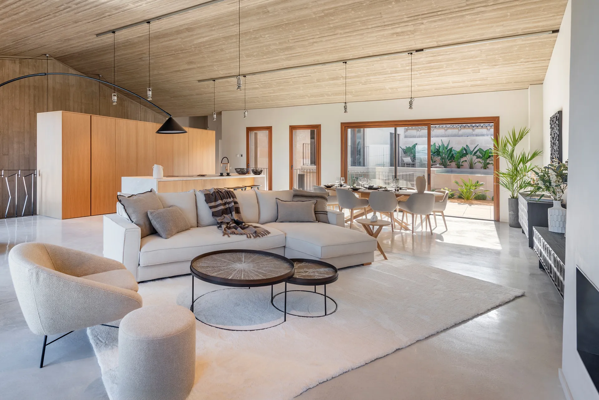 Moderne bolig med autentisk charme i Campanet-8