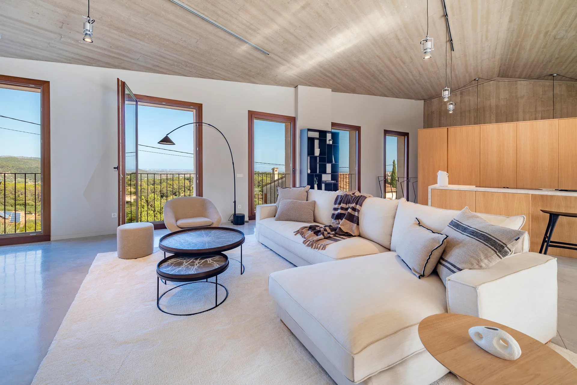 Moderne bolig med autentisk charme i Campanet-5