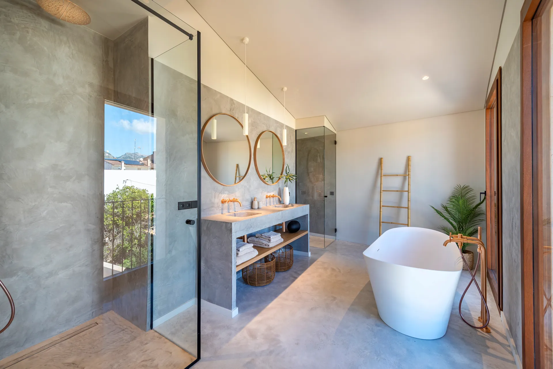 Moderne bolig med autentisk charme i Campanet-13