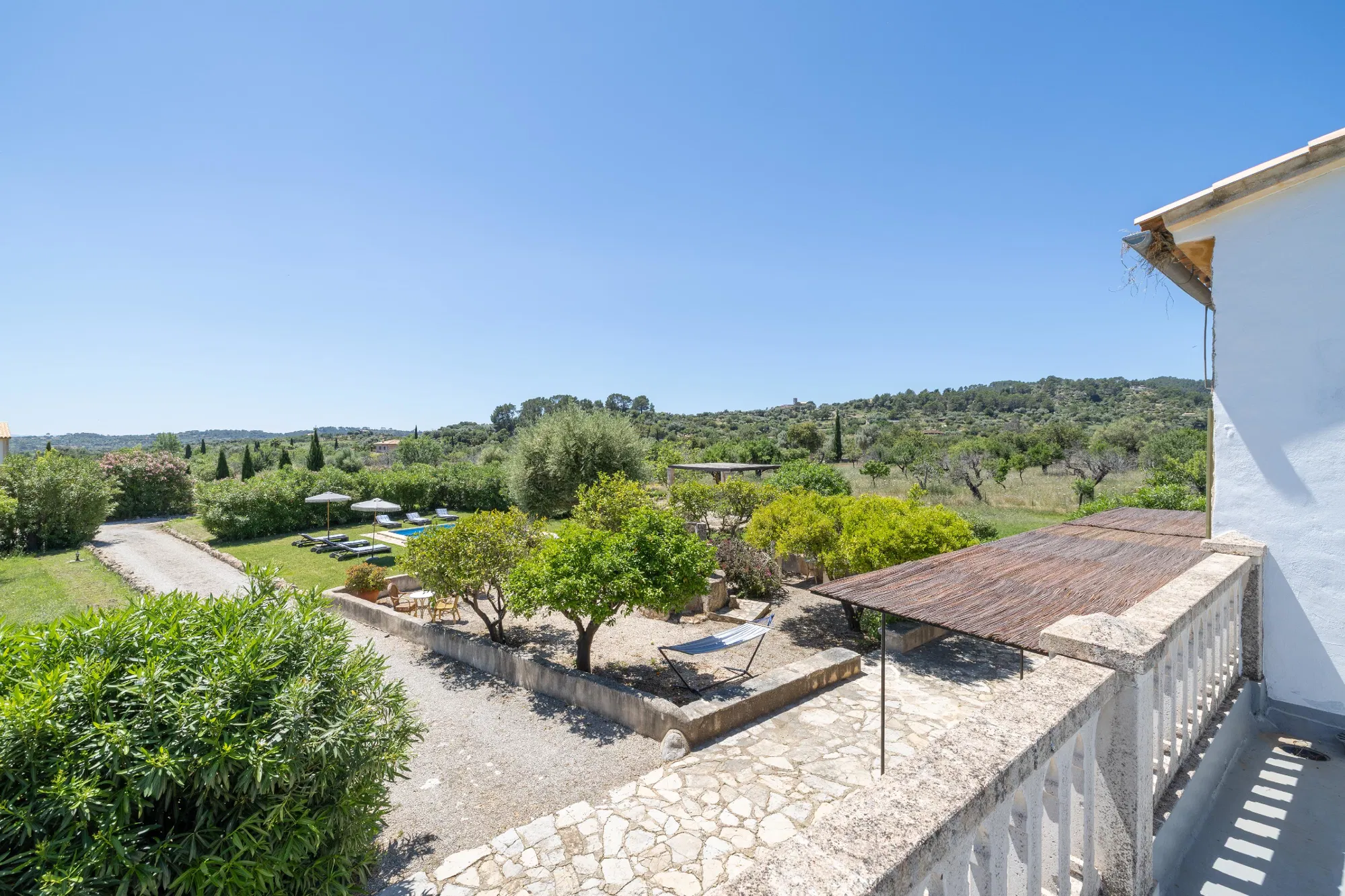 Belle finca avec piscine, vue sur la Tramuntana et licence de location de vacances-15