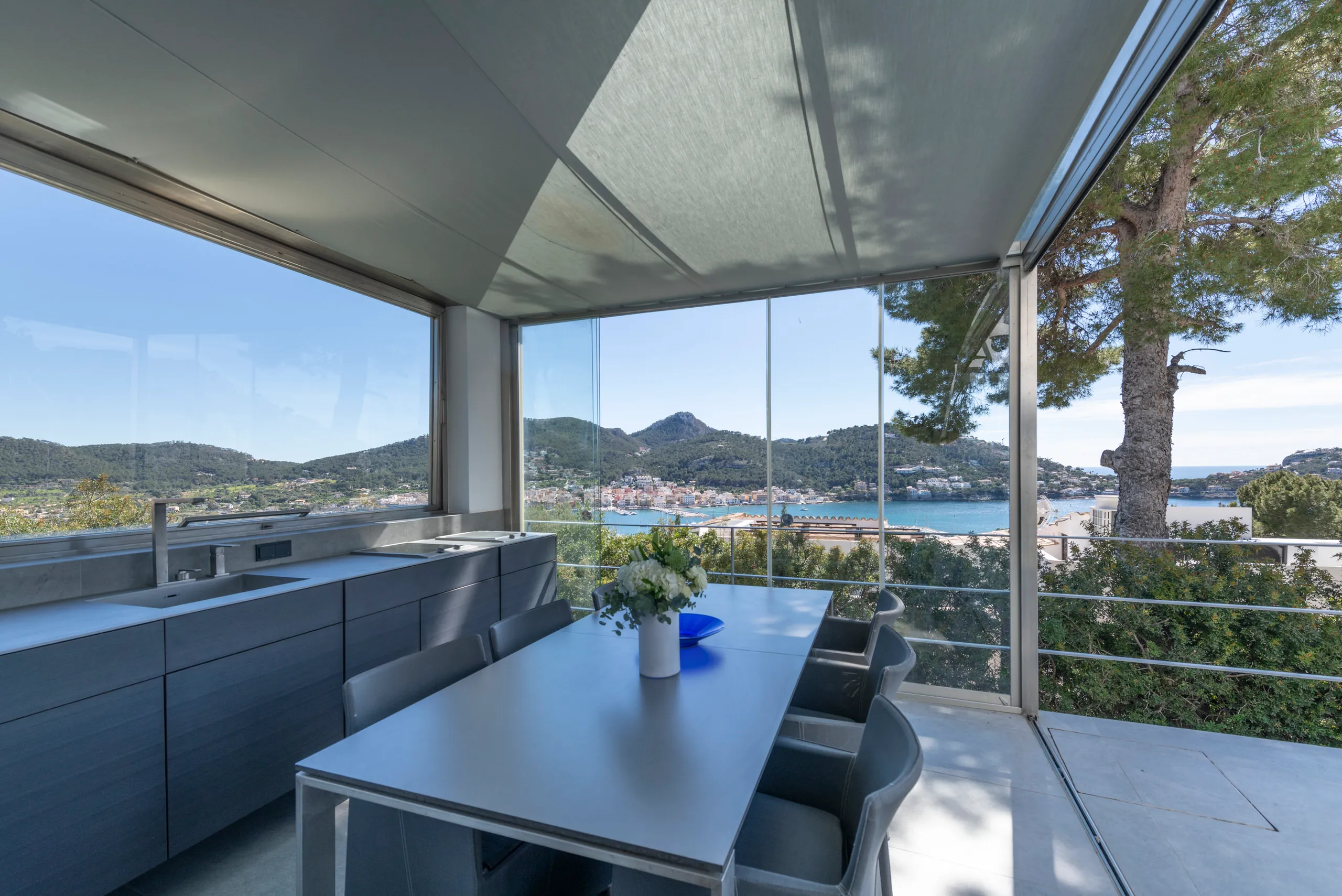 Moderna Vila de disseny amb vista al port a Port Andratx-5