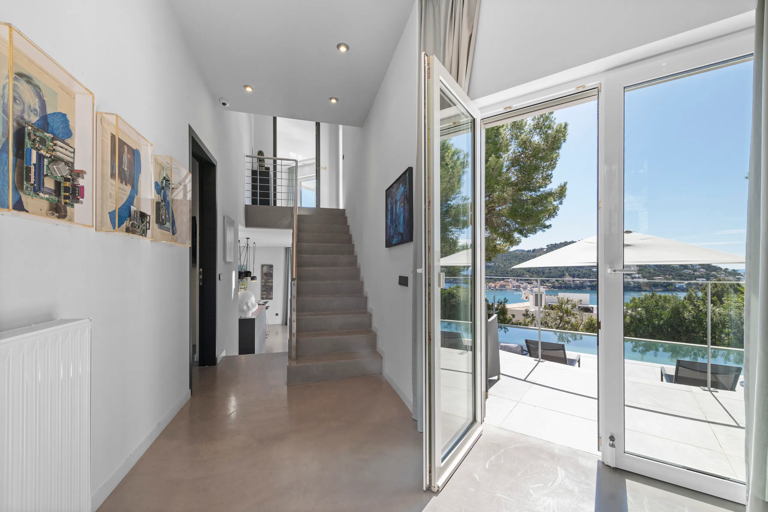 Moderna Vila de disseny amb vista al port a Port Andratx-11