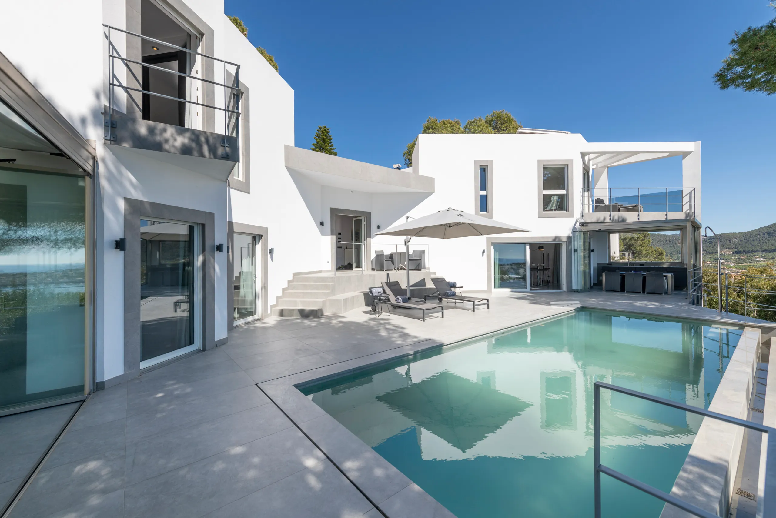 Moderna Vila de disseny amb vista al port a Port Andratx-3