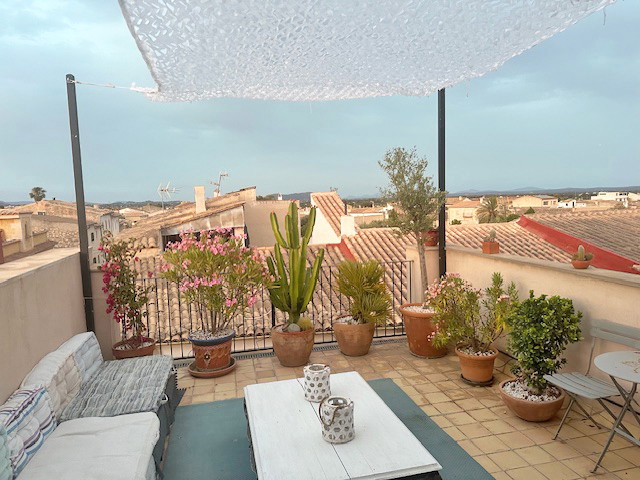 Charming townhouse in a quiet location of Binissalem – furnished and ready to move in