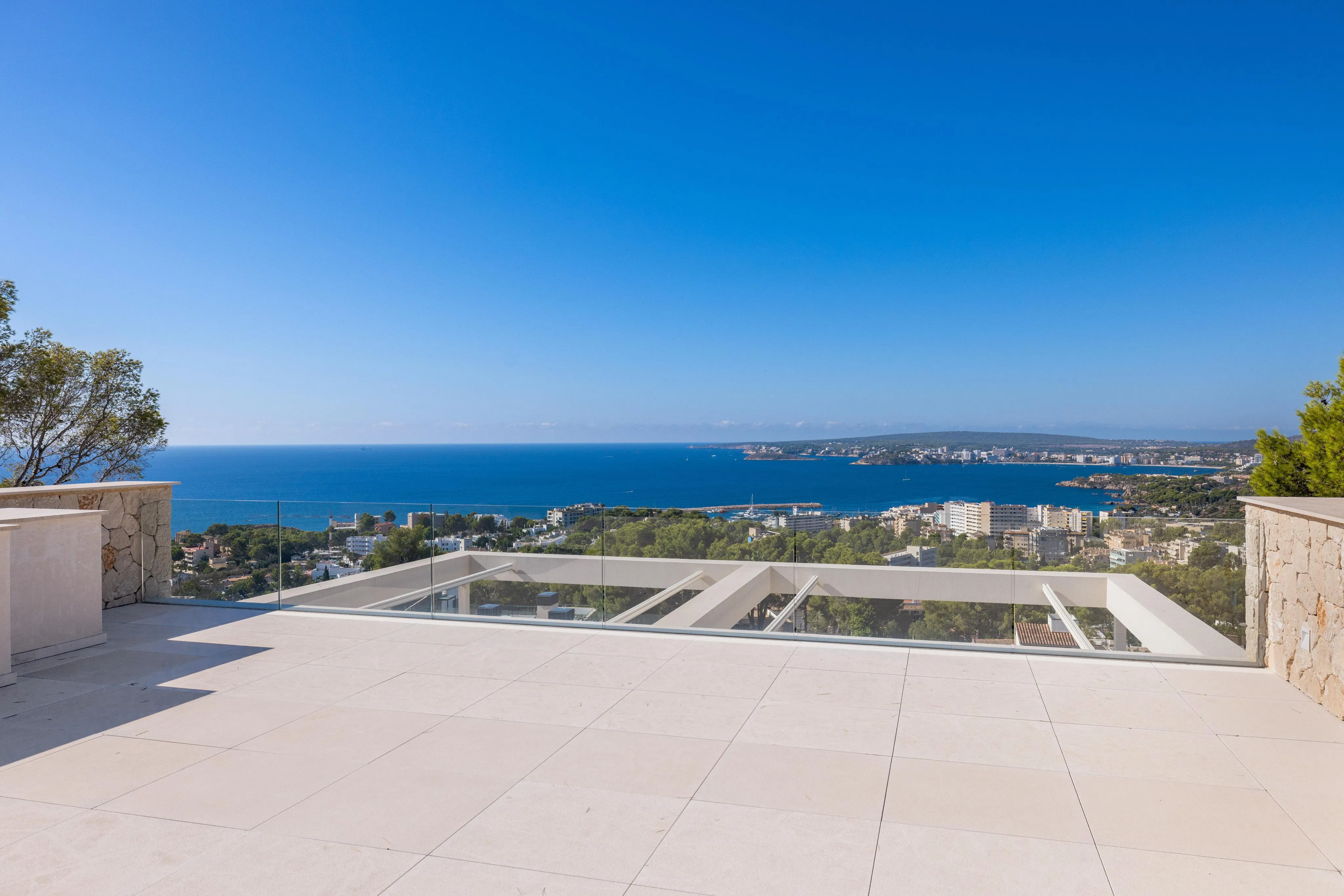 Piękna willa z widokiem na morze - nowo wybudowana-21