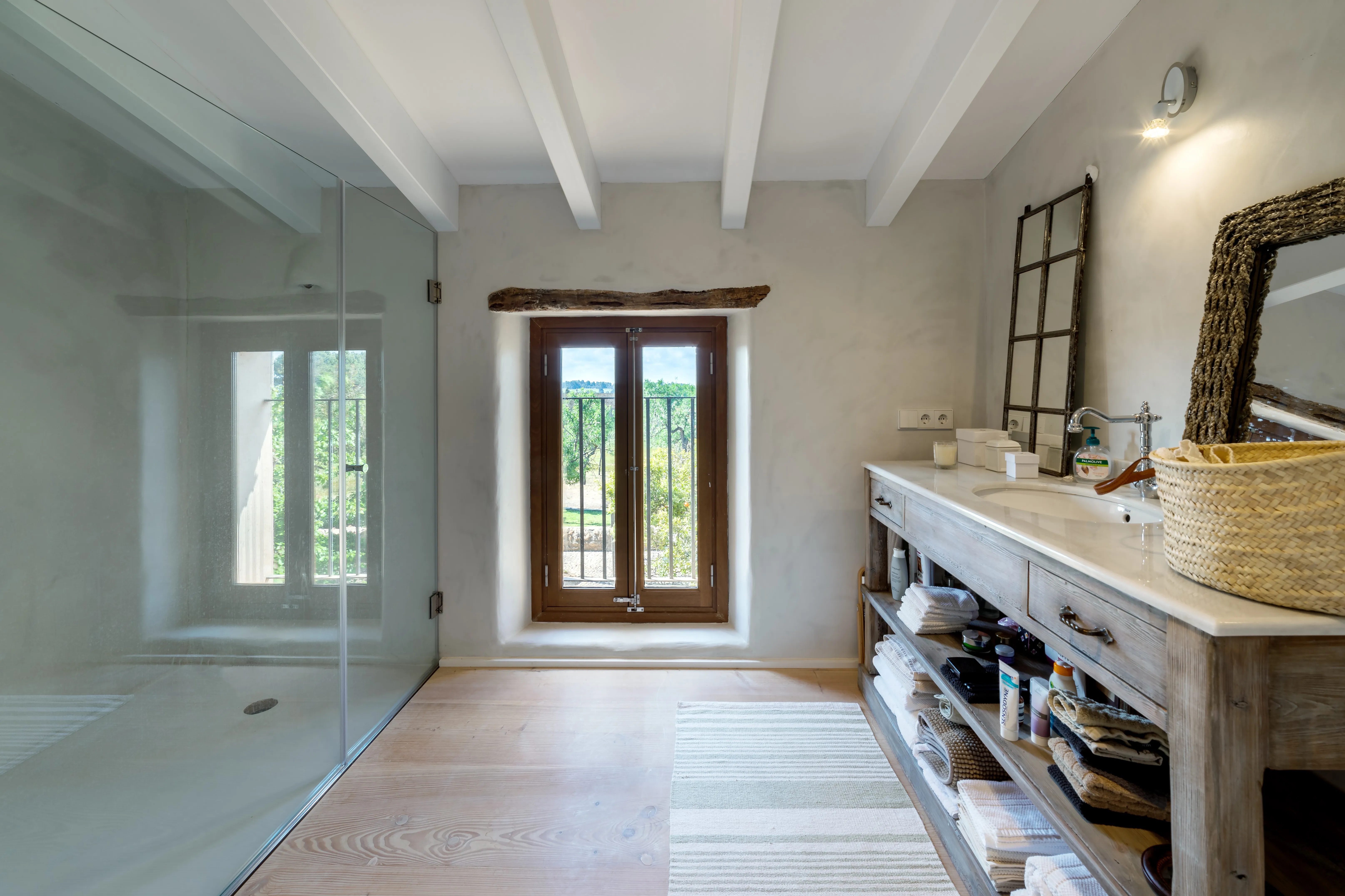 Fantastisk finca med 3 boligenheder - en meget unik ejendom-17