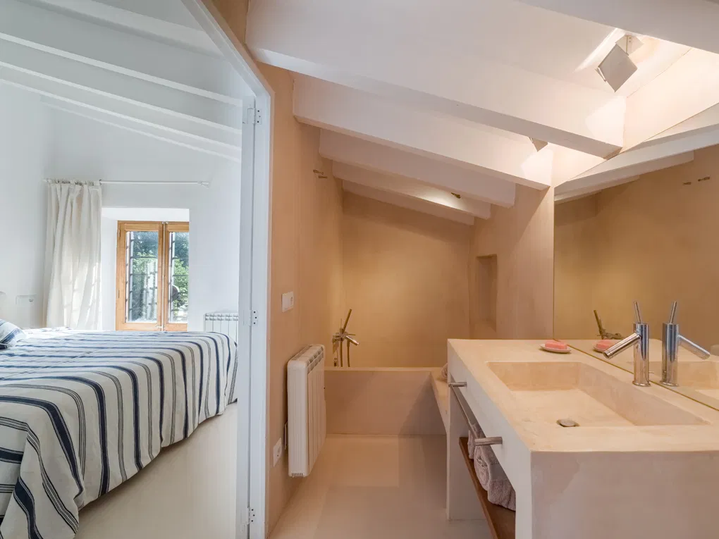 Finca de rêve avec 3 unités d'habitation - une propriété très particulière-13