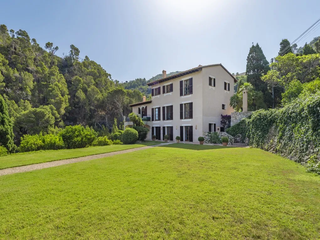 Beautiful Finca with Pool and Stunning Views in Banyalbufar- Temporary Rental-2