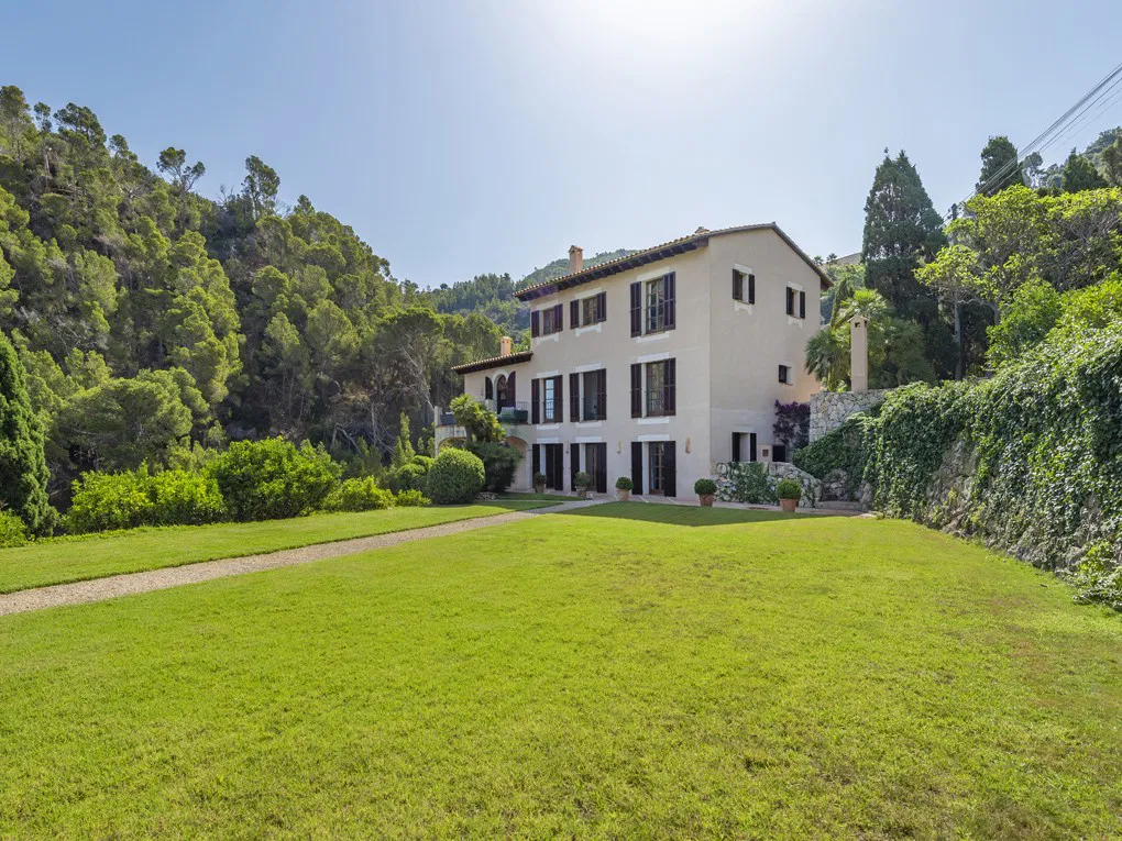 Schöne Finca mit Pool und atemberaubender Aussicht in Banyalbufar – befristete Miete-2