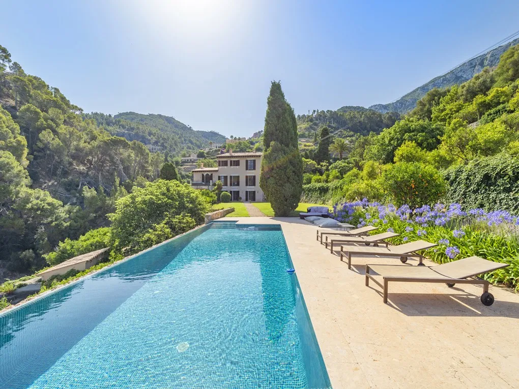 Beautiful Finca with Pool and Stunning Views in Banyalbufar- Temporary Rental-1