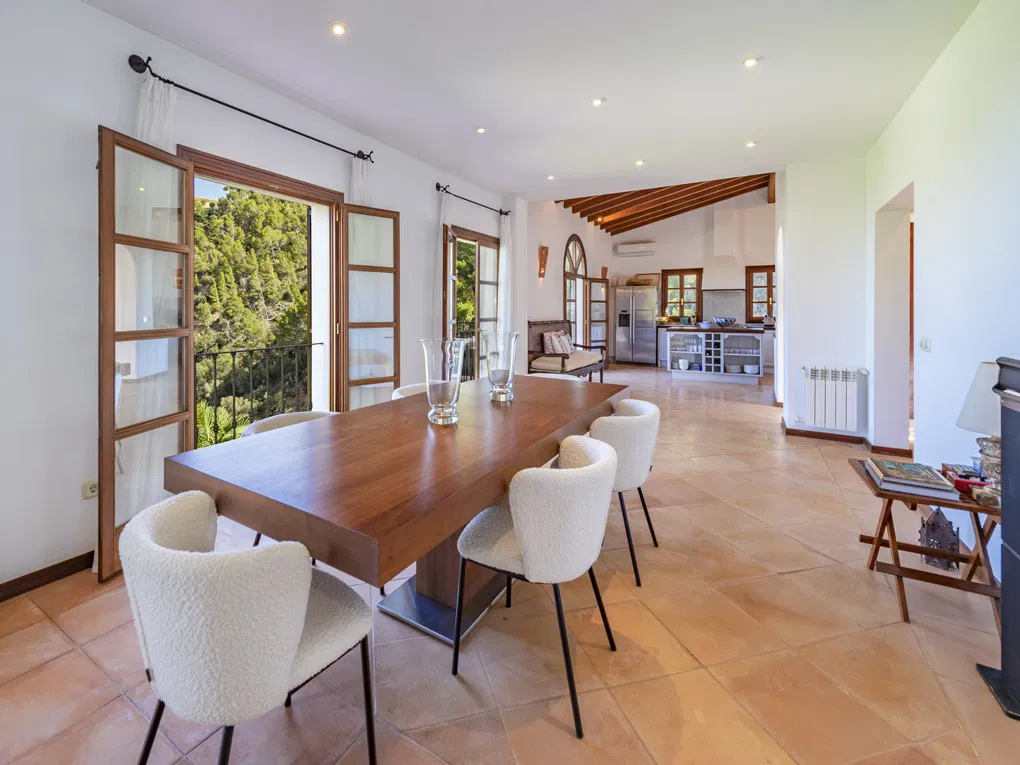 Schöne Finca mit Pool und atemberaubender Aussicht in Banyalbufar – befristete Miete-5