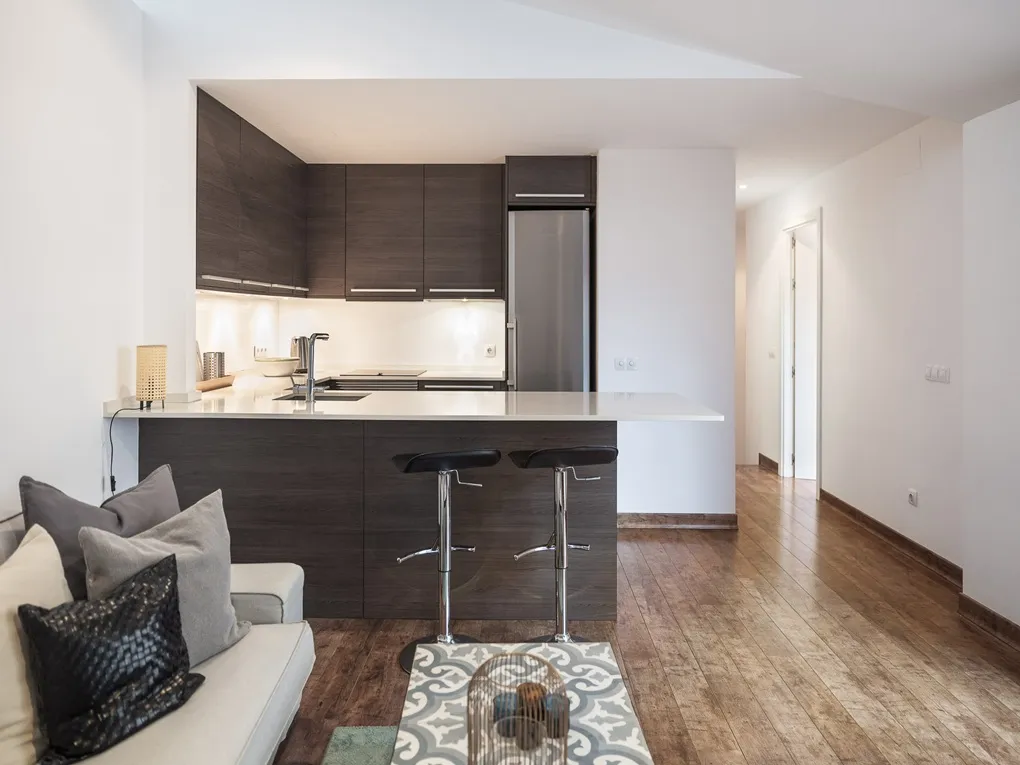 Modern apartment with private terrace and elevator-6