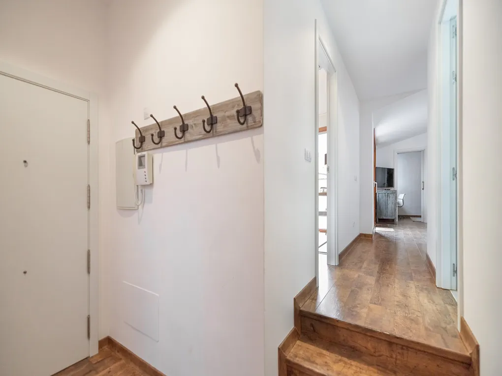 Modern appartement met privéterras en lift-11