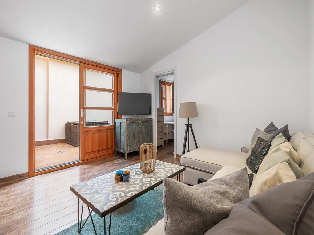 Apartament modern amb terrassa privada i ascensor-4