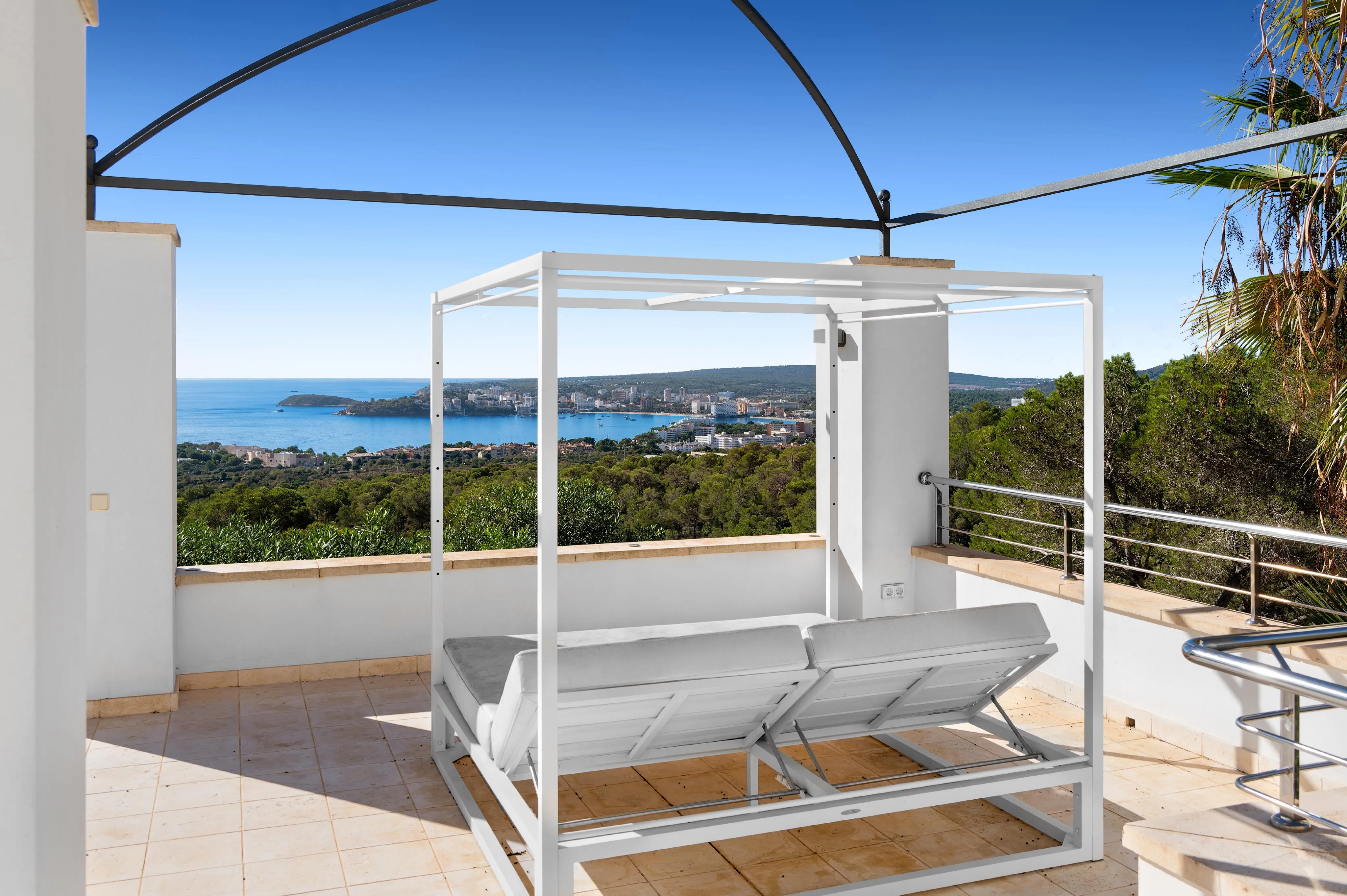 Modern villa with spectacular views of the sea and bay-16