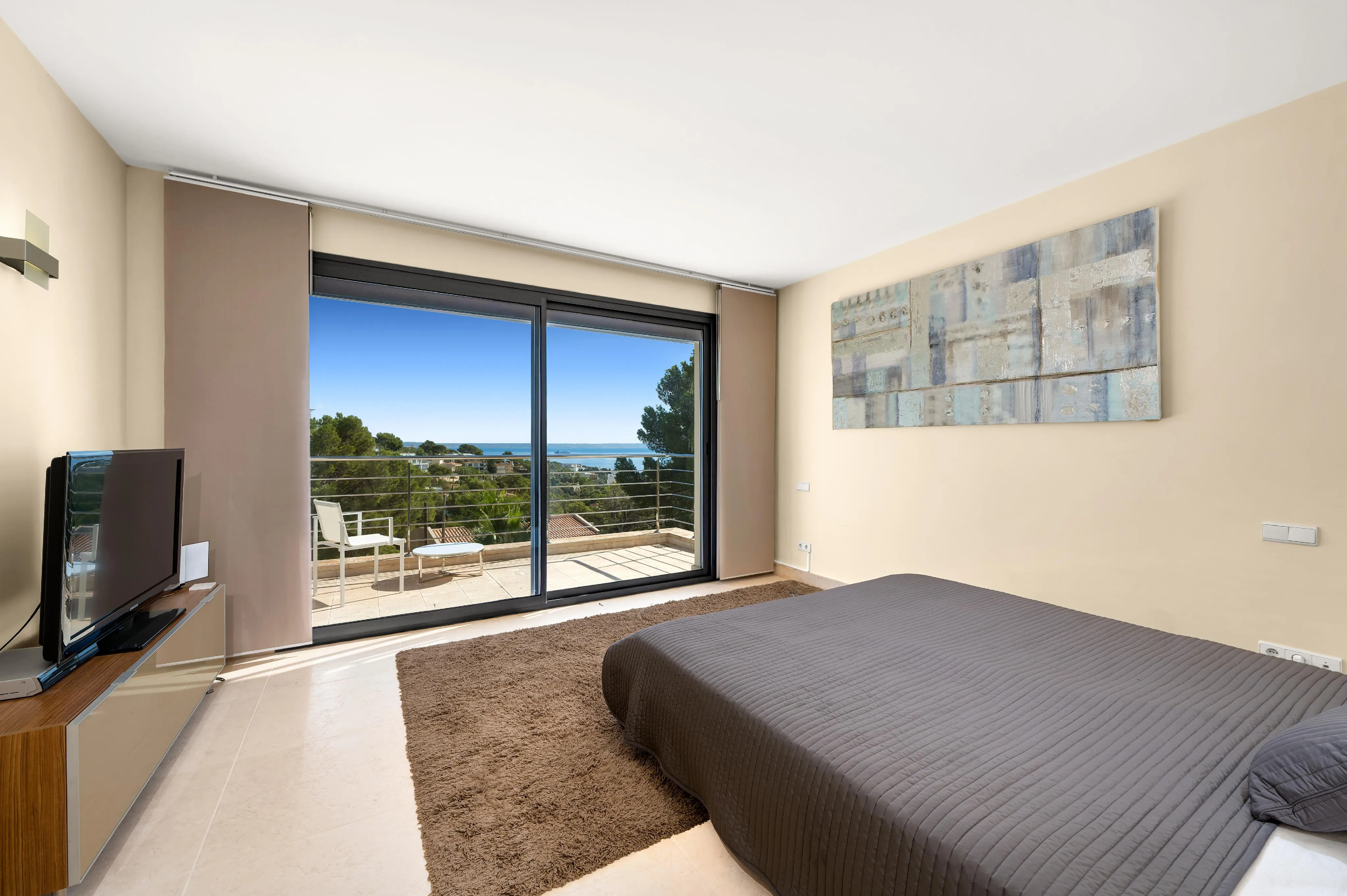 Modern villa with spectacular views of the sea and bay-11