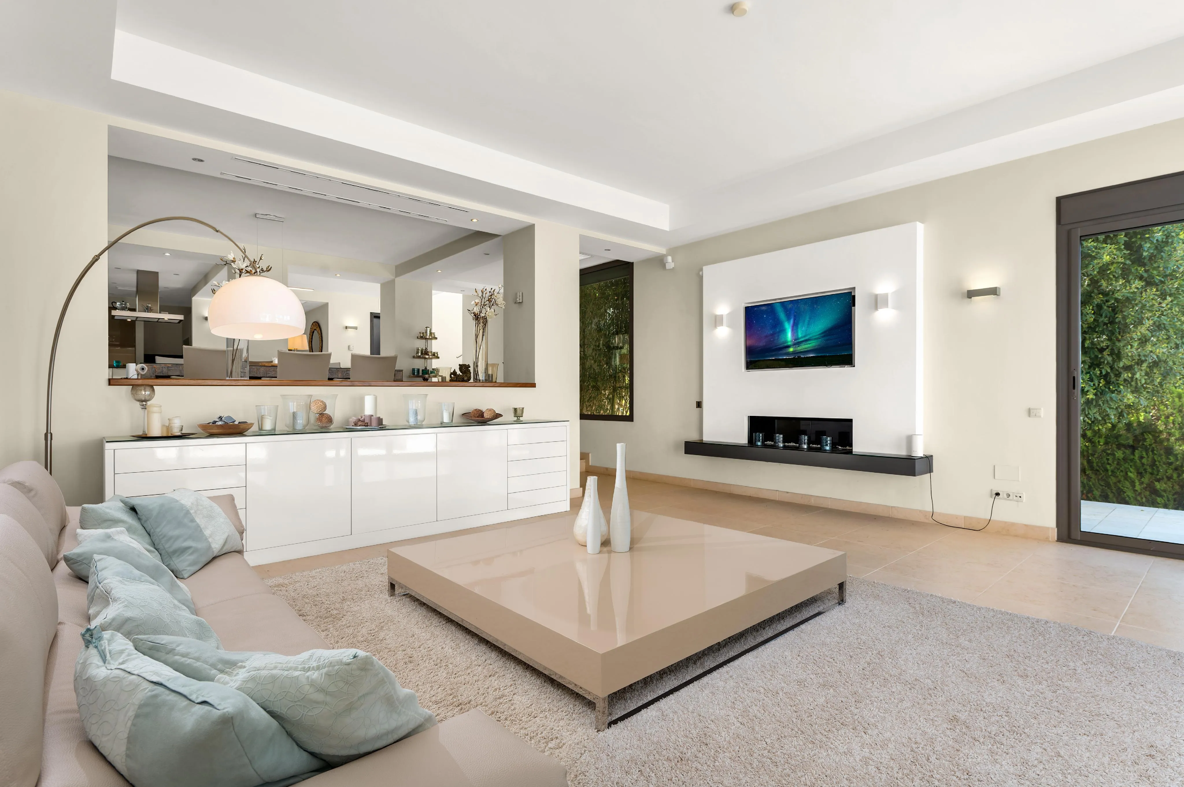 Modern villa with spectacular views of the sea and bay-4