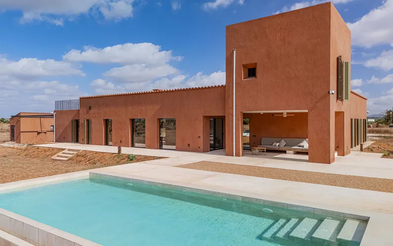 Modern new-build finca near Es Trenc