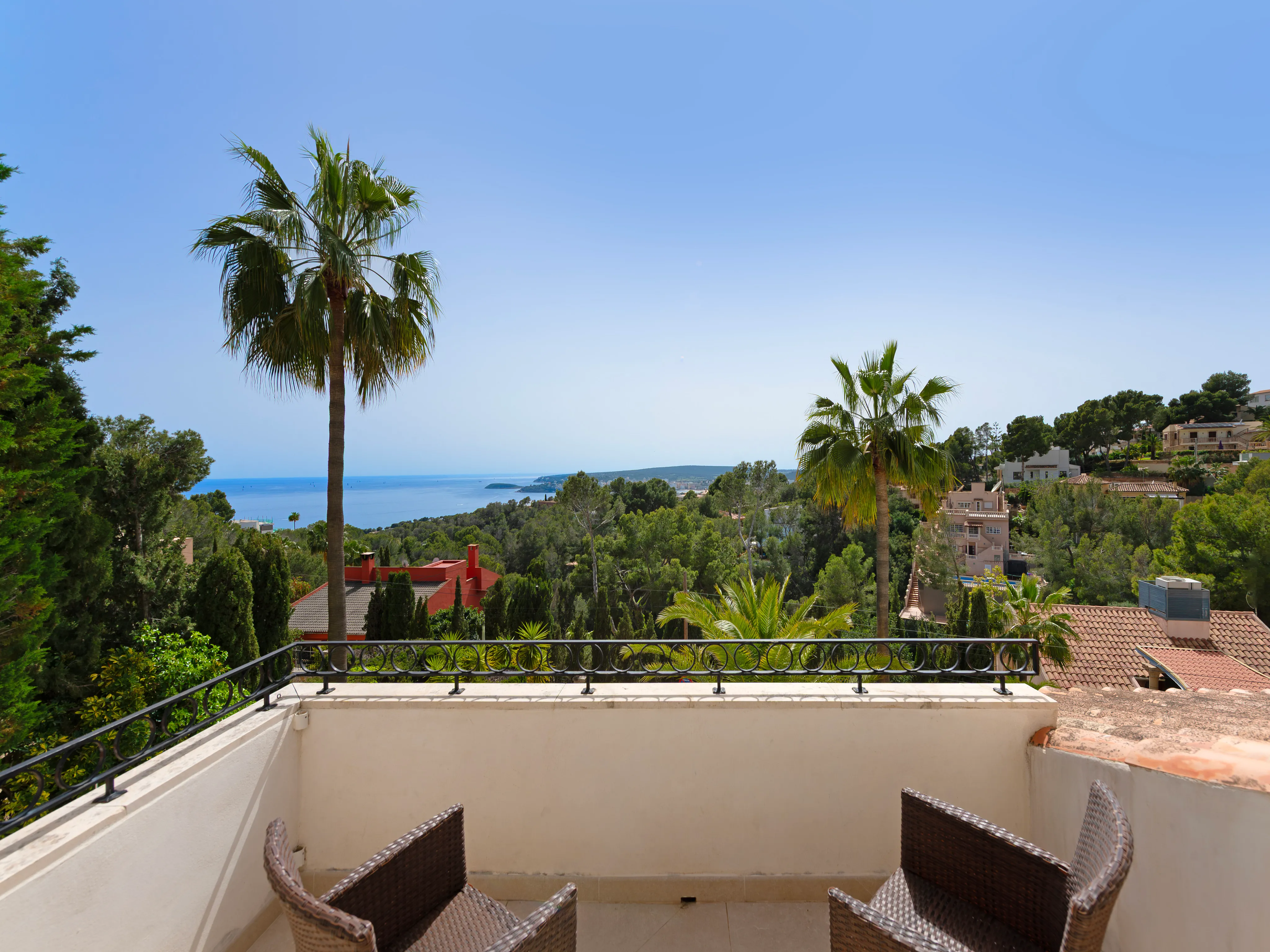 Modernes Traumhaus mit Meerblick in Costa den Blanes-20