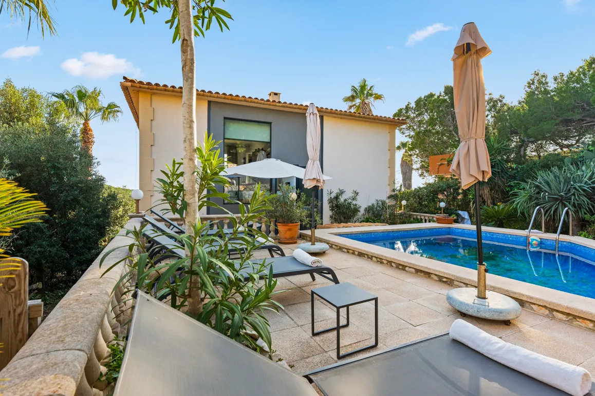 Очаровательный дом в абсолютно тихом месте с лицензией на аренду-1