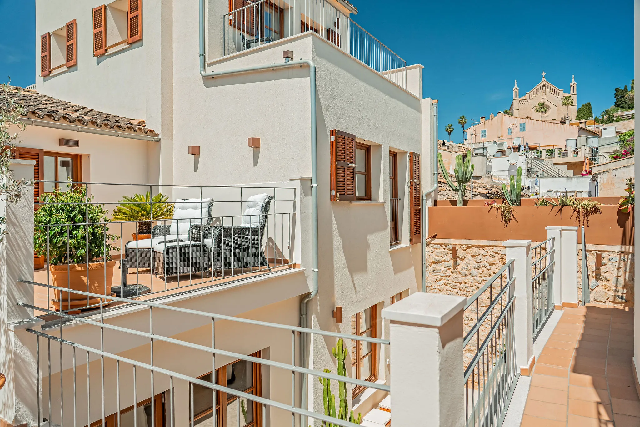 Casa de pueblo cuidadosamente renovada y con licencia de alquiler en Artá-12