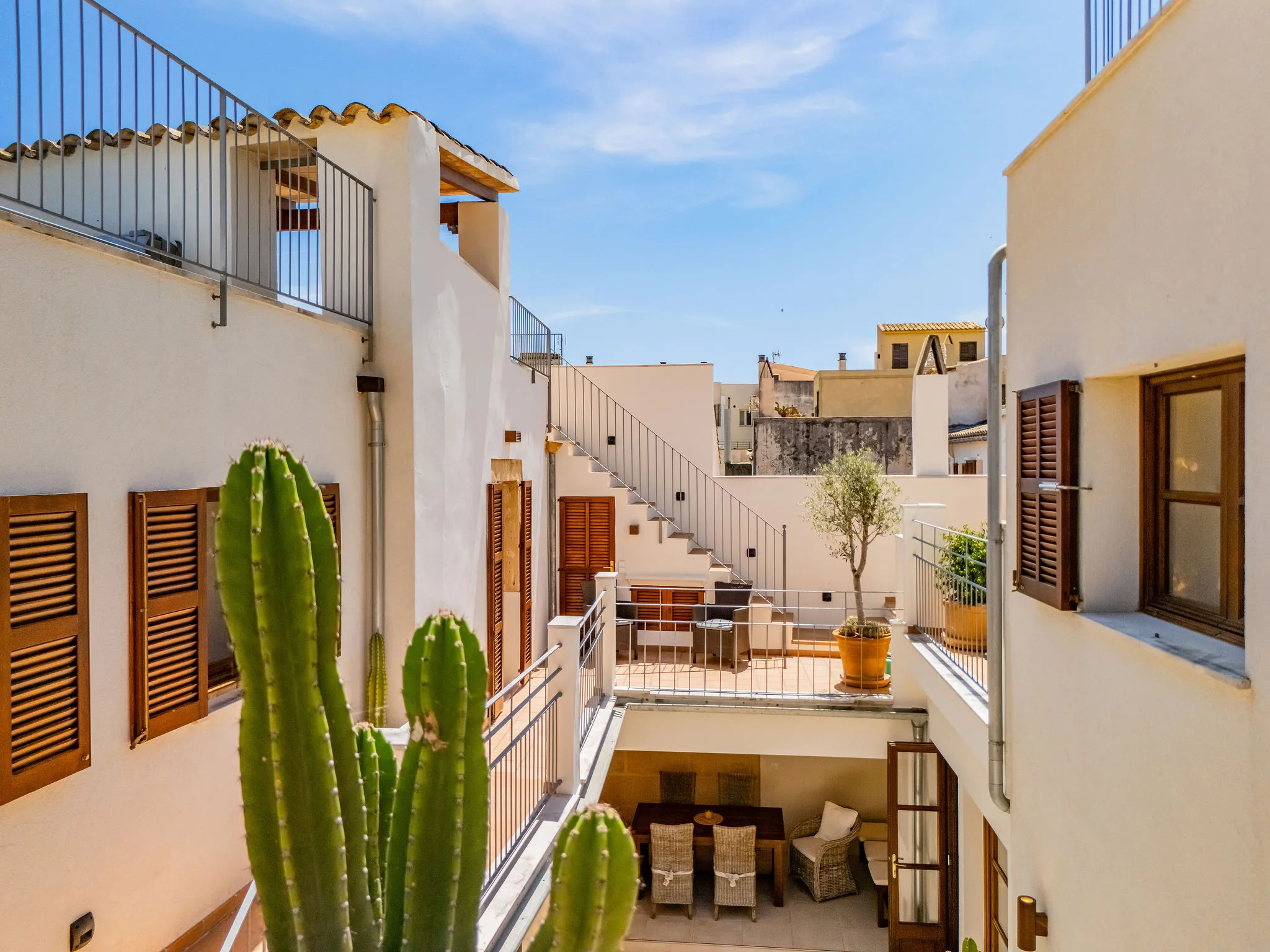 Casa de pueblo cuidadosamente renovada y con licencia de alquiler en Artá-2