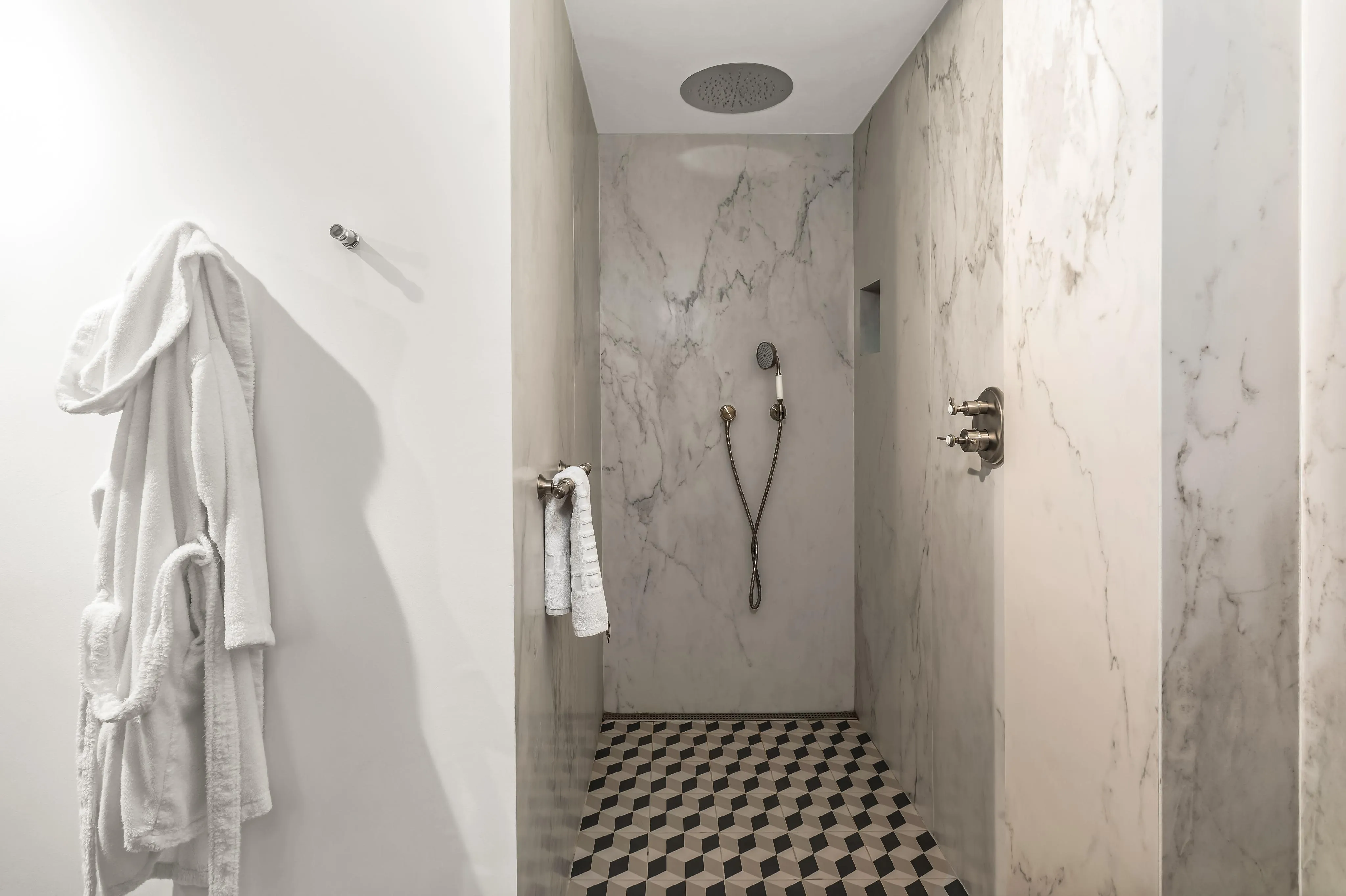 Eksklusivt designerhjem med panoramaudsigt i la Bonanova-13