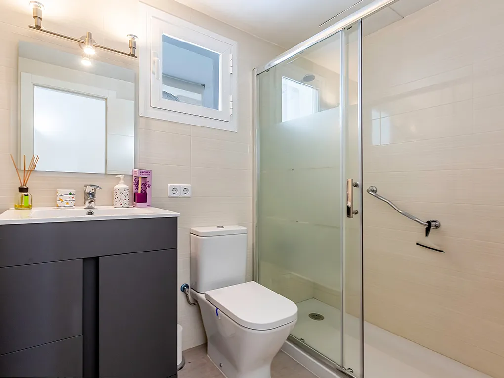 Mieszkanie z bezpośrednim dostępem do plaży-8