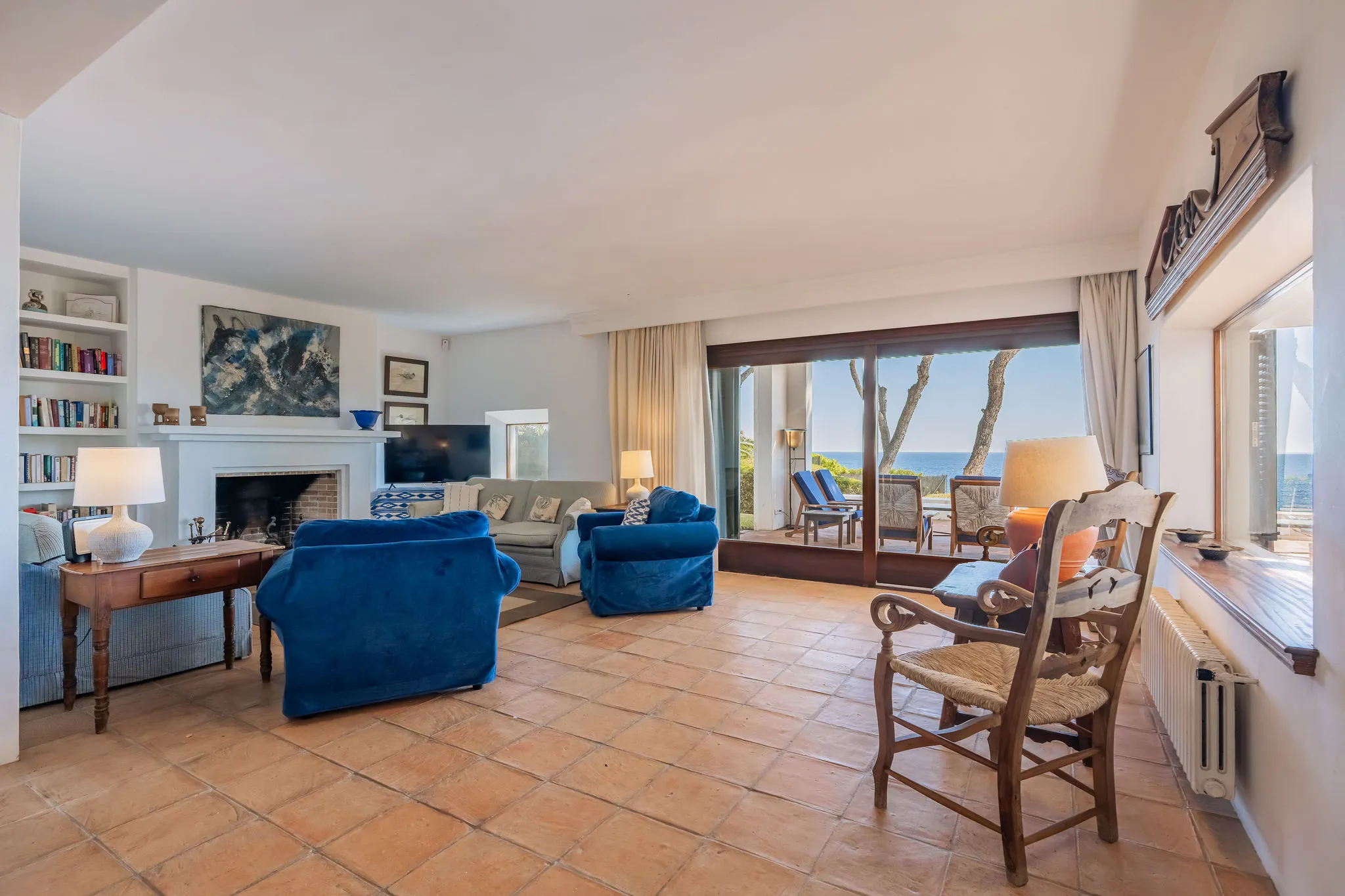 Exklusiv villa i 1:a sjölinjen med licens för semesteruthyrning-4