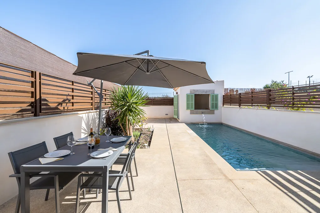 Bezugsfertiges Dorfhaus mit Pool in Biniali inkl. aller Nebenkosten-1