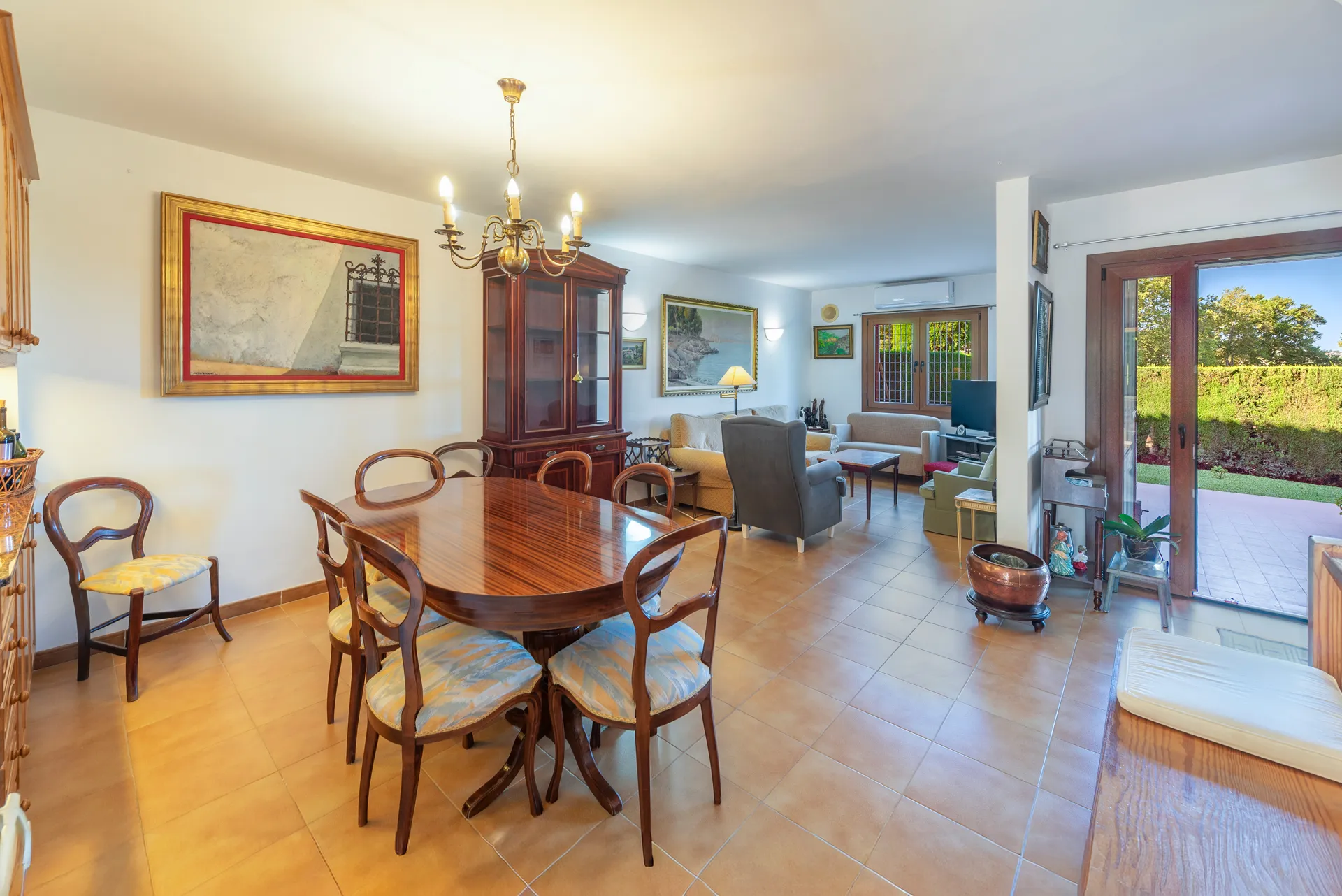 Charmantes Zuhause: Doppelhaushälfte, großer Garten und spektakuläre Aussicht in Valldemossa-9