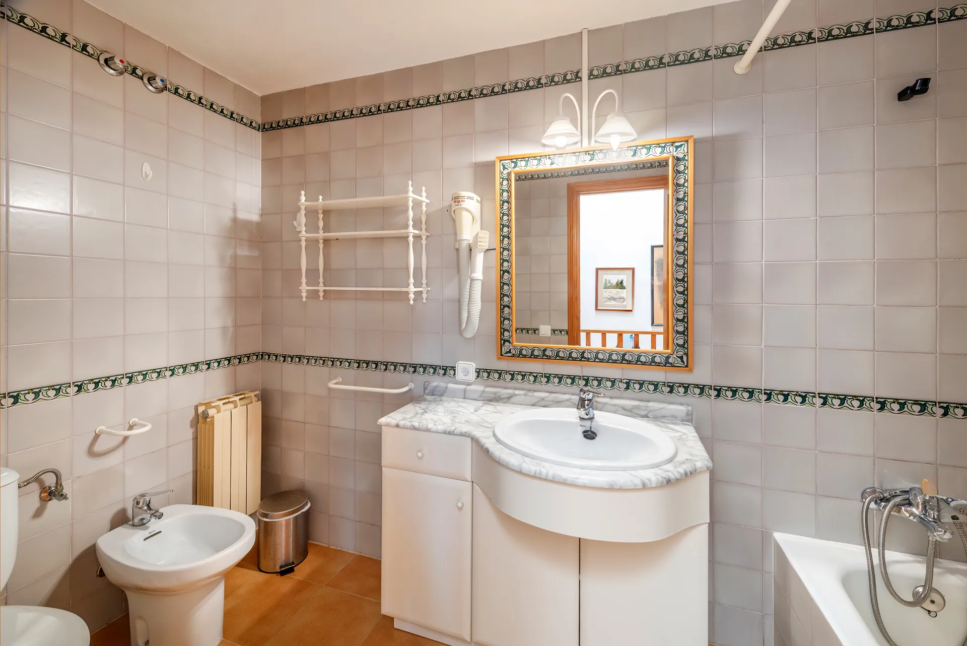 Charmantes Zuhause: Doppelhaushälfte, großer Garten und spektakuläre Aussicht in Valldemossa-25