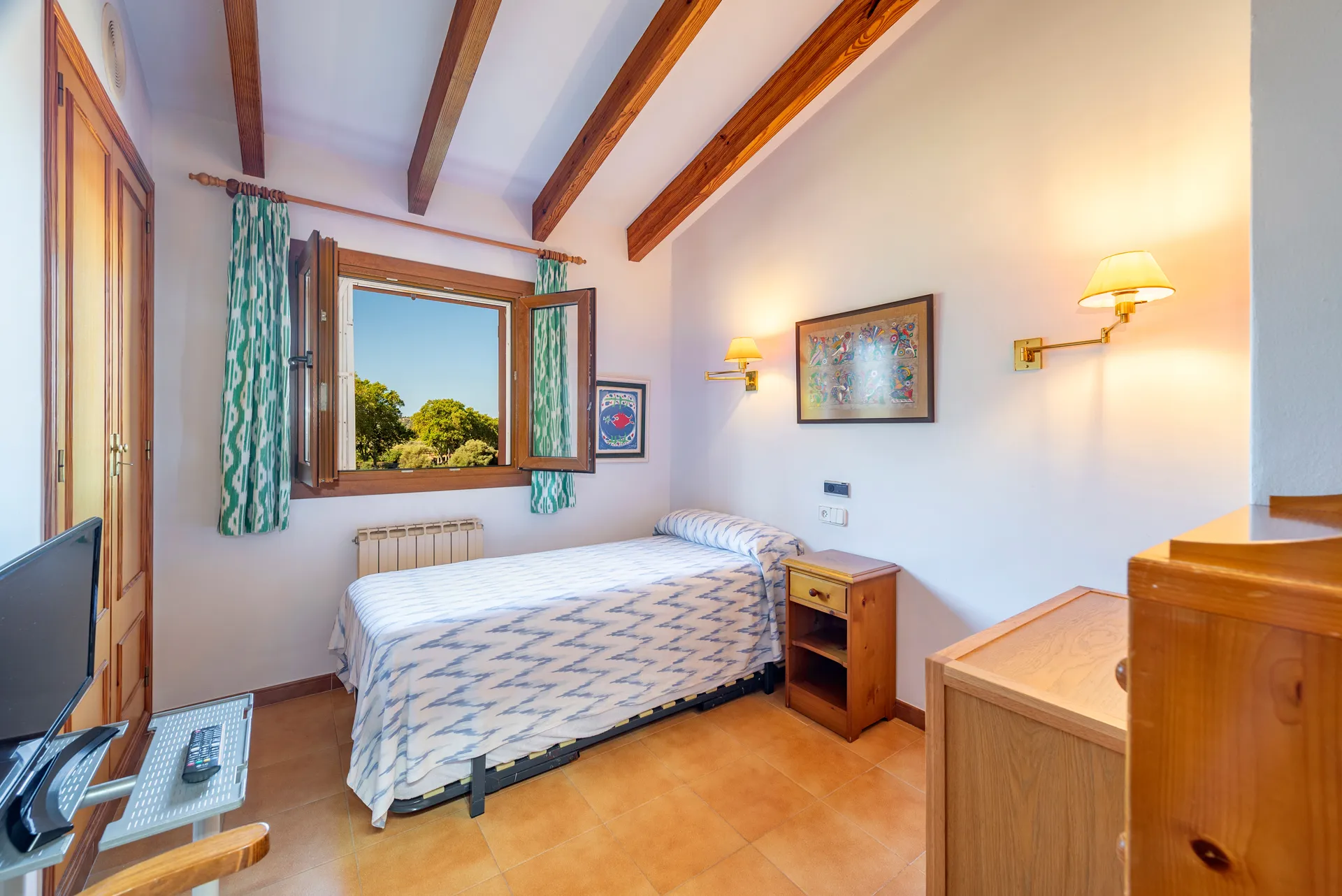 Charmantes Zuhause: Doppelhaushälfte, großer Garten und spektakuläre Aussicht in Valldemossa-20